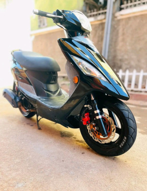 Scooter Kymco G5 150 Injection en excellent état !