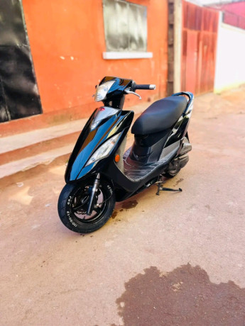 scooter-kymco-g5-150-injection-en-excellent-etat-big-2